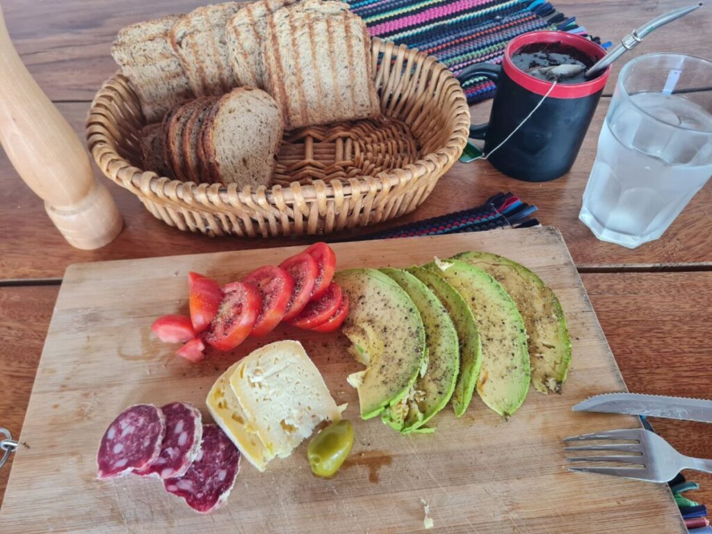 deutsches brot caacupe delikatessen almacen mirjana kompasspy 1
